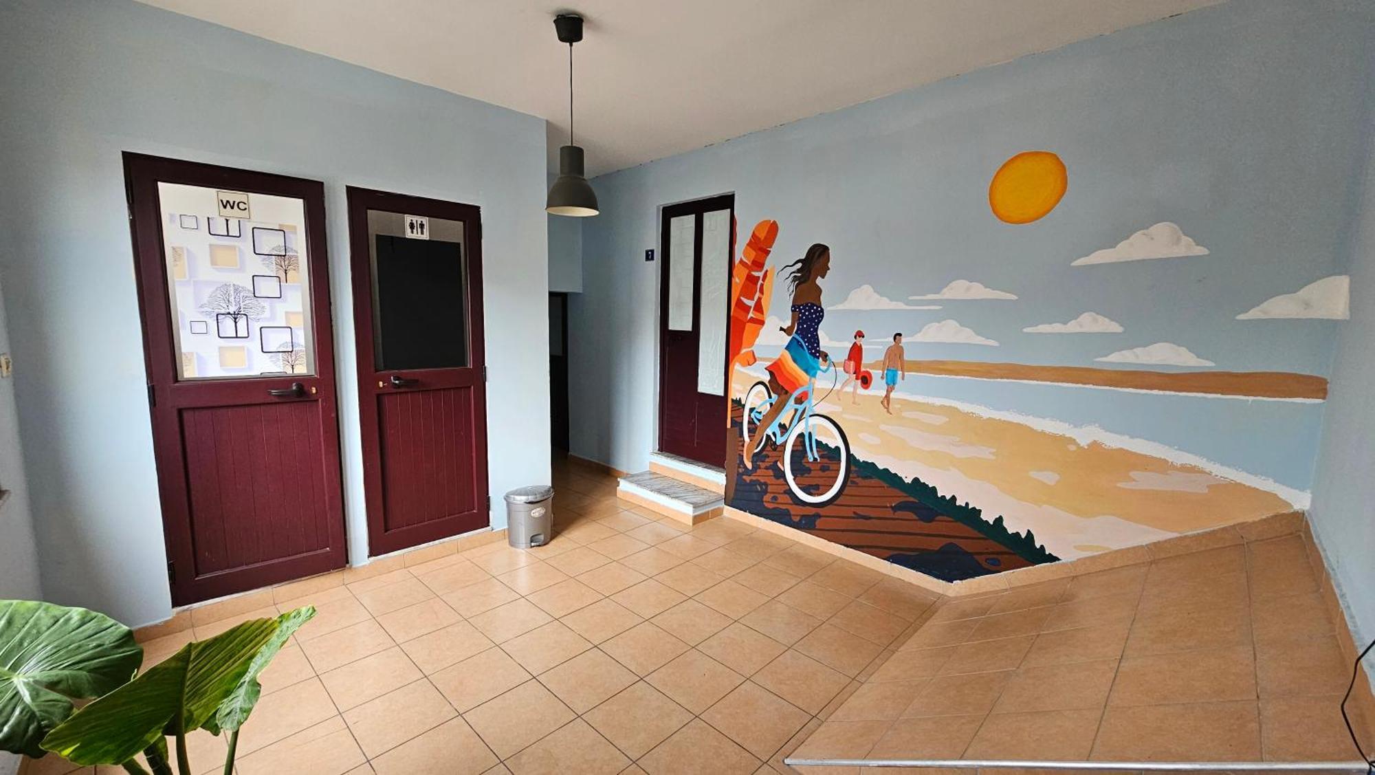 Traveler Hostel Shkoder Exterior photo